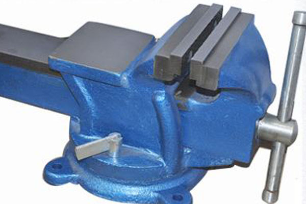 全鍛鋼臺虎鉗的使用注意事項，不可錯過